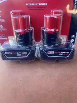 Milwaukee m12 3.0ah 2 pack batteries