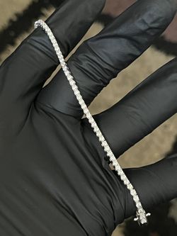 2.5 MM. 925 Sterling Silver Moissanite Tennis Bracelet