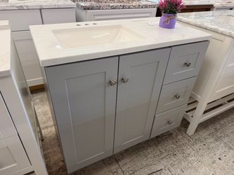 Bathroom cabinet