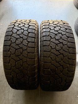 2 Toyo Tires 275/55/20