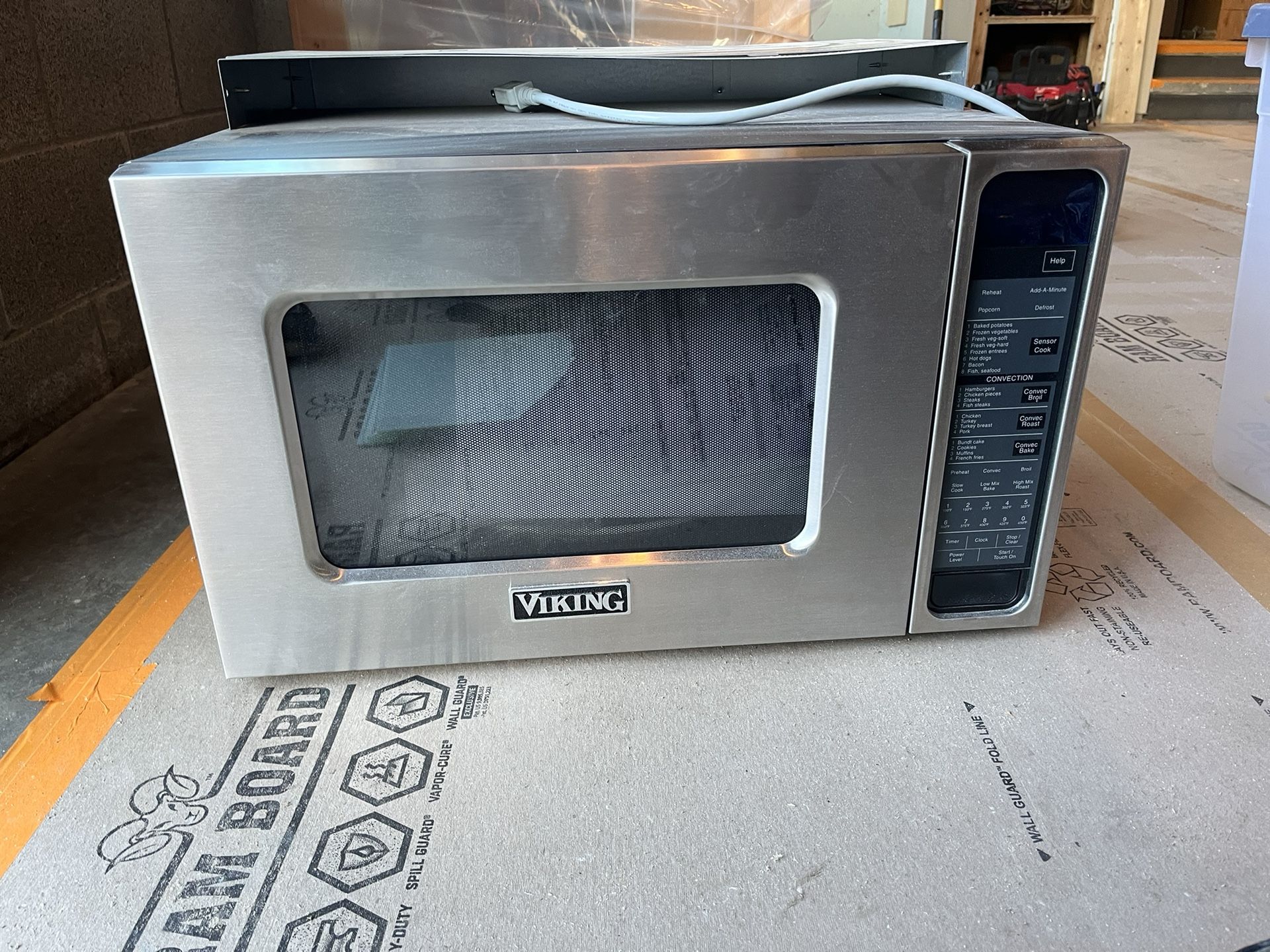 Viking Microwave 