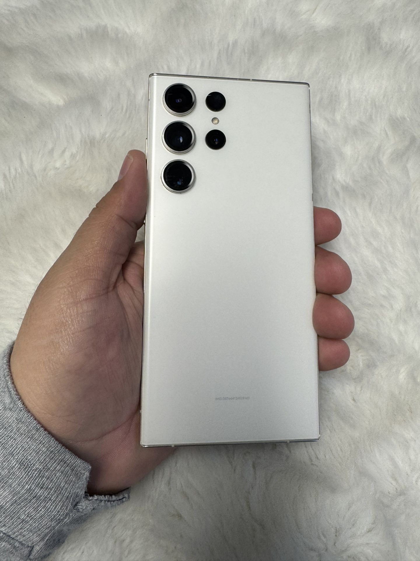 Samsung Galaxy S23 Ultra 256GB Unlocked Come on in get your Christmas gifts for for only $55. We also have cell phones iPads. All our devices ar