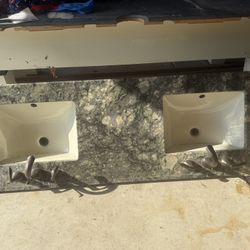 Granite Counter Top & Sinks