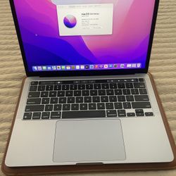 MACBOOK PRO 13”