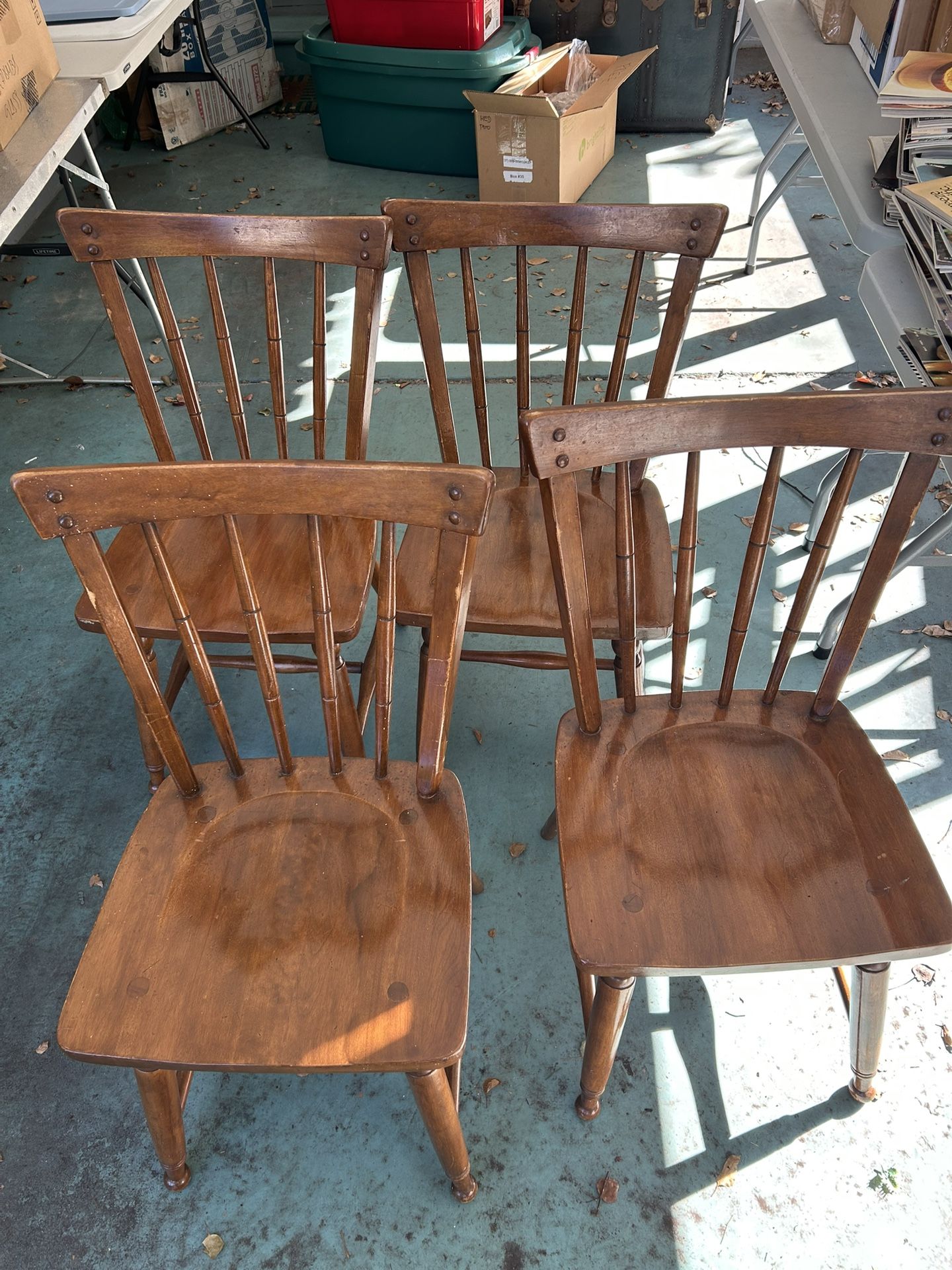 4 Wooden Dining Room Chairs