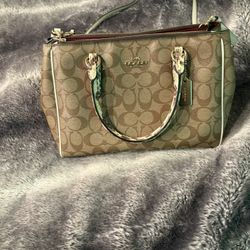 Coach Surrey Caryall Hand Bag