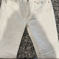 white denim levi jeans 514 