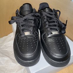 Nike Air Force 1 WMNS