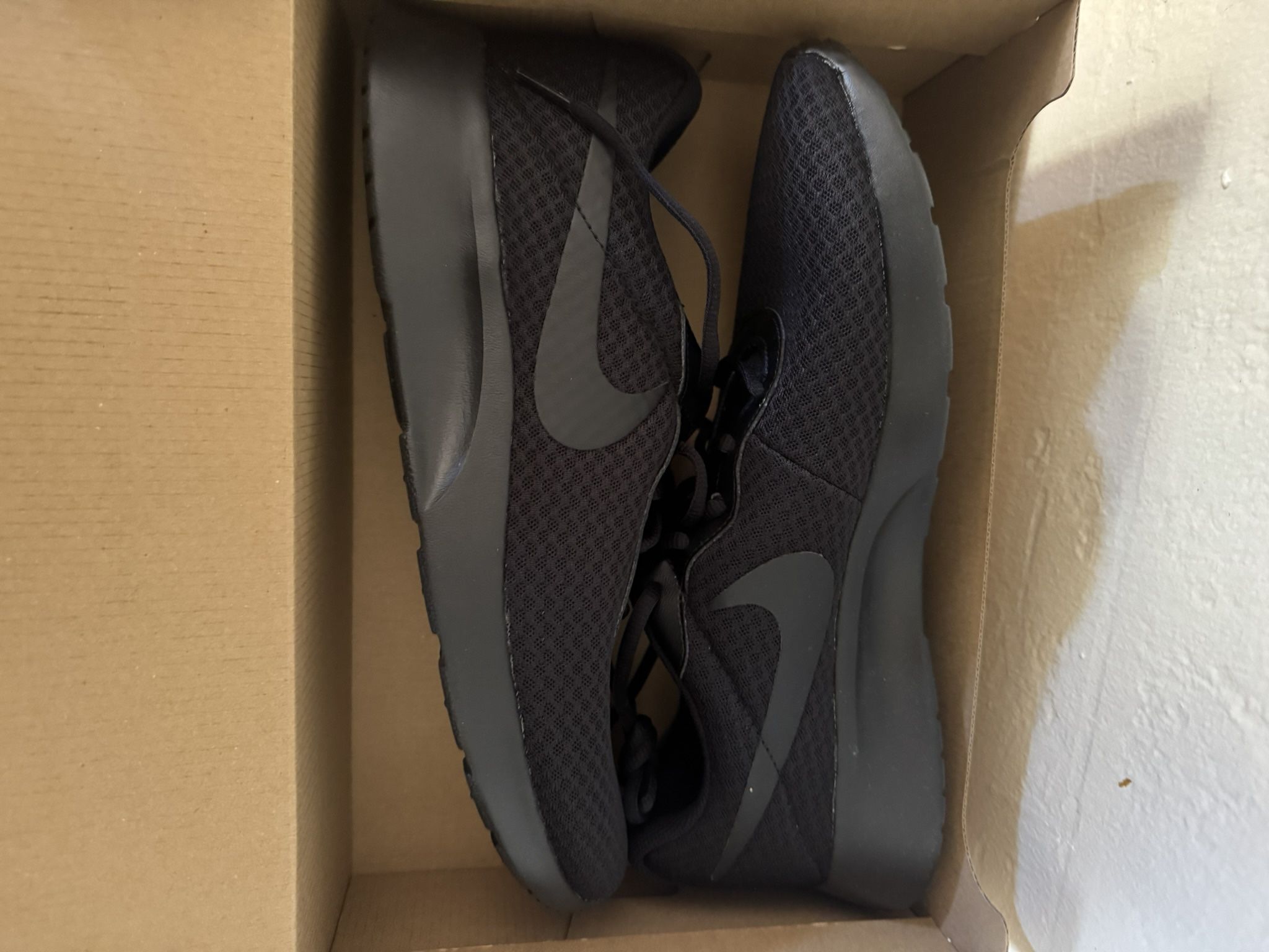 Nike Tanjum