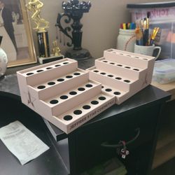 Jeffree Star Holder