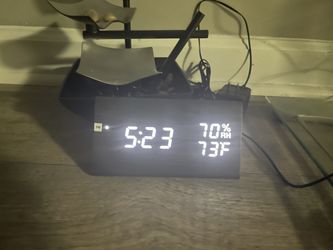 Wood clock