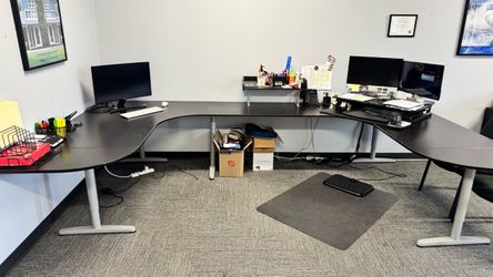 Large U-Shaped Office Desk