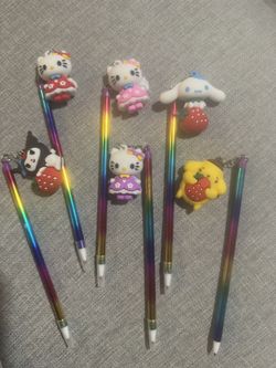 Beautiful Brand New Hello Kitty Pens !