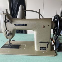  Sewing Machine Industrial/ Professional 