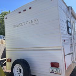 2006 Travel Trailer 