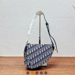 WOMEN'S ELEGANT PURSE