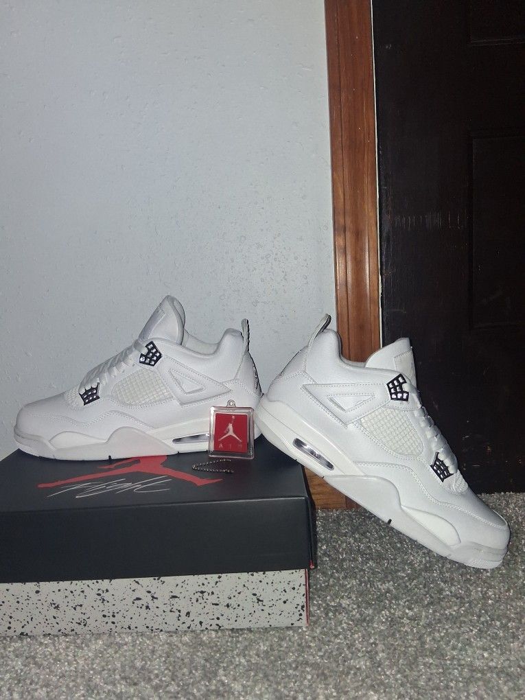 Jordan Retro 4 Pure Money