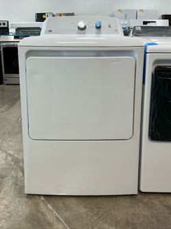 GE 7.2 cu. ft. vented Gas Dryer w/Auto Dry & 120ft Venting