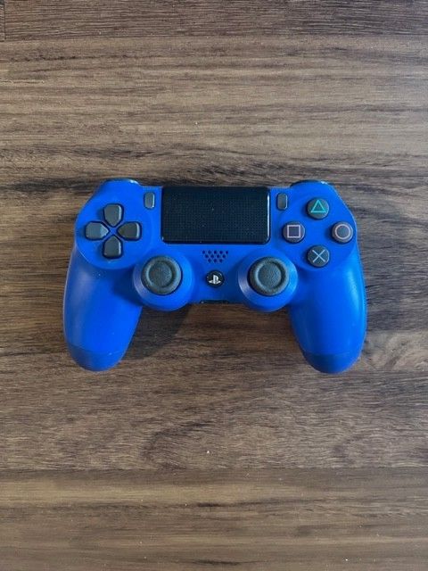 Lightly Used PS4 Controller