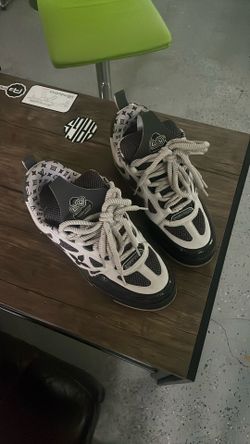Used Loui V Sneakers