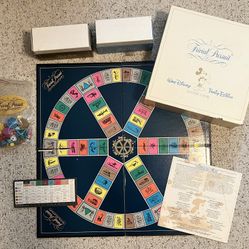 Vintage Walt Disney Trivial Pursuit Family Edition Game 1985 Complete Set
