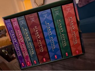Harry Potter Complete Book Series + 8-Film Blu-ray Collection