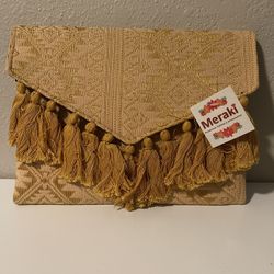 Women’s Mustard Mexican Embroidered Black Lining Crossbody Purse Snap Closure.