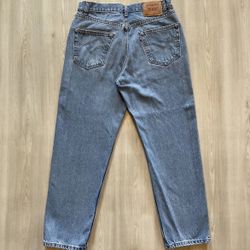 Vintage Levi’s 550 Tagged Relaxed Fit Denim 35x30 Fits 33x30