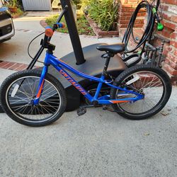 Specialized Riprock 20 Inch Kids Bike