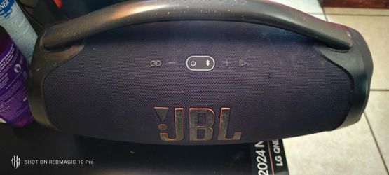 JBL Boombox 3