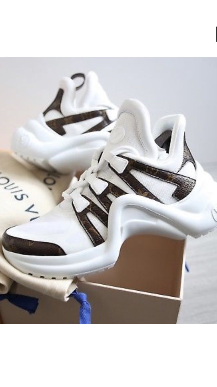 Louis Vuitton Men's Sneakers, US 10.5