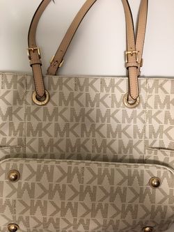 Michael kors purse