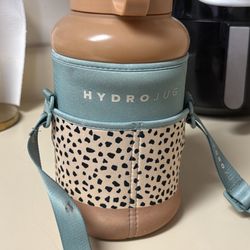 Hydrojug And Sleeve 