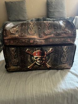 Maleta chica de baul de pirata