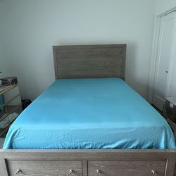 Queen Size Bed with Frame and Mattress