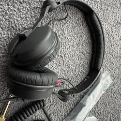 Sennheiser HD 25 Dj Headphones