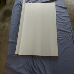 White Countertop 41.75" x 25"