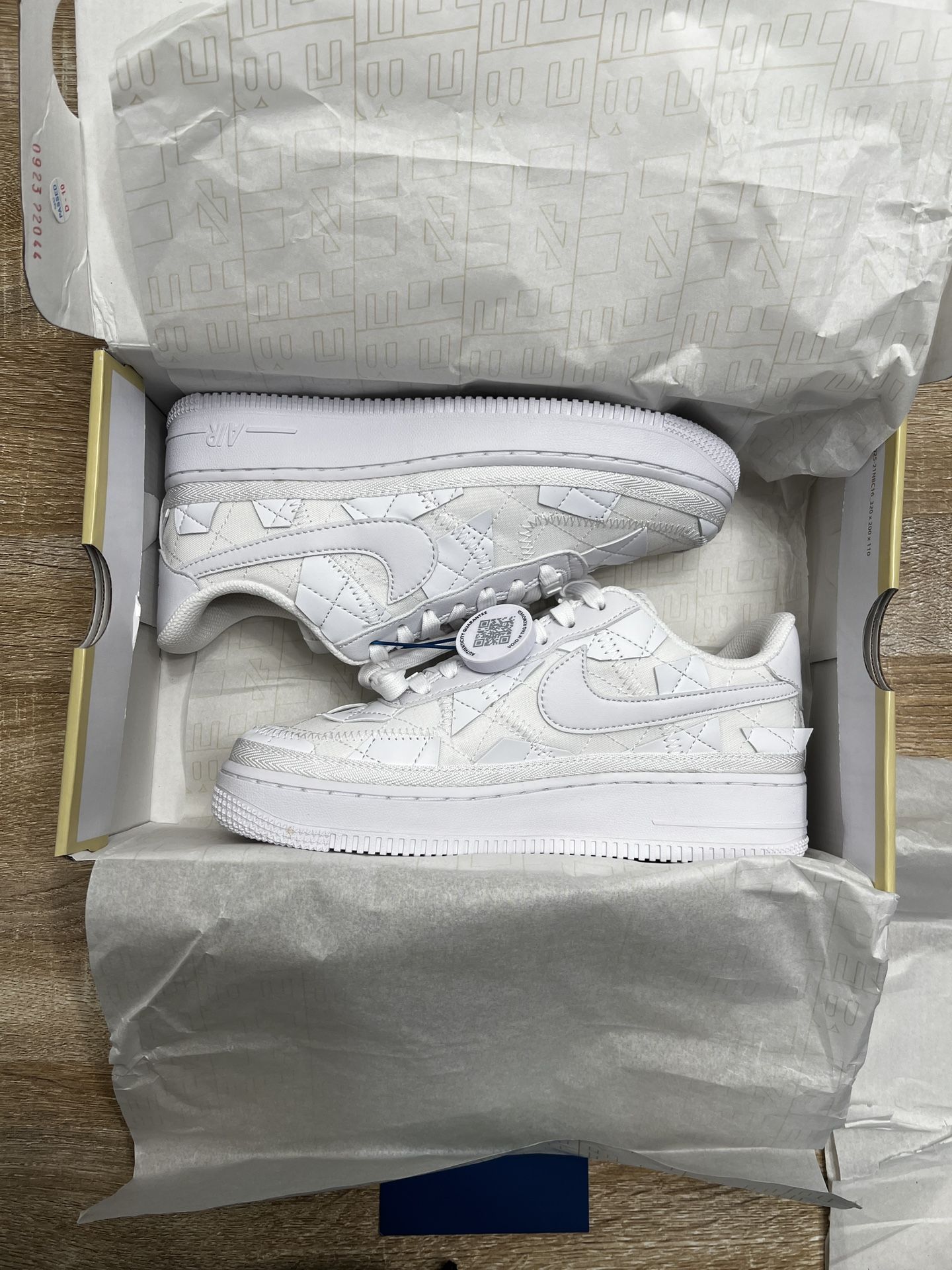 Billie Eilish x Nike Air Force (Special Edition) – Brand New
