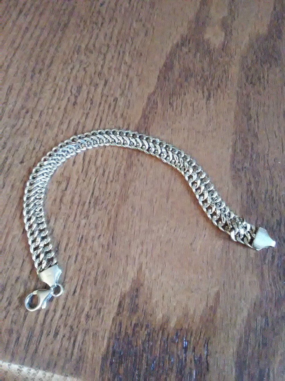 18K YELLOW GOLD BRACELET WITH LOBSTER CLAW CLASP
