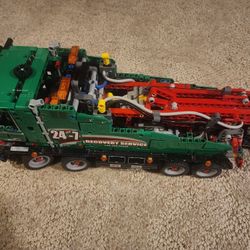 LEGO TECHNIC 42008 Service Truck