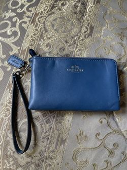 Cartera Coach