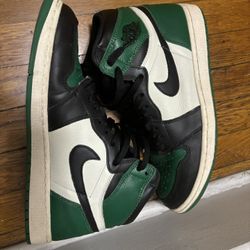 Jordan 1 Pine Green Size 11