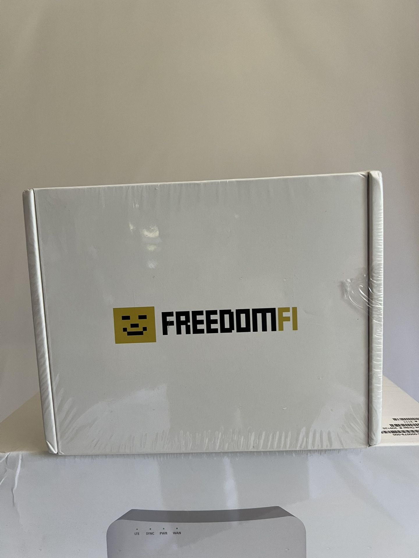 FreedomFi Gateway + Indoor CBRS Small Cell (Brand New, Sealed)