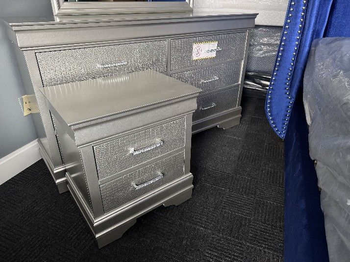 Brand New Dresser with Mirror