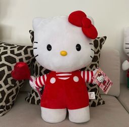 Hello Kitty Valentine’s Day Greeter Plush 2023 Sanrio BRAND NEW WITH TAGS