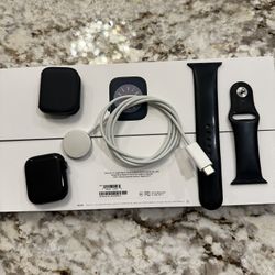 Apple Watch Series 8, 45mm, GPS