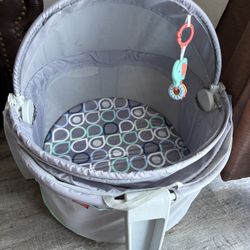 Fisher-Price On-the-Go Infant Dome Portable Bassinet