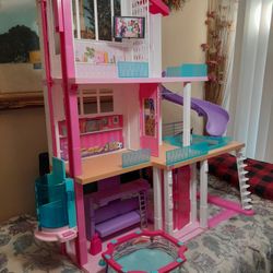 Barbie Dreamhouse With Extra Pool