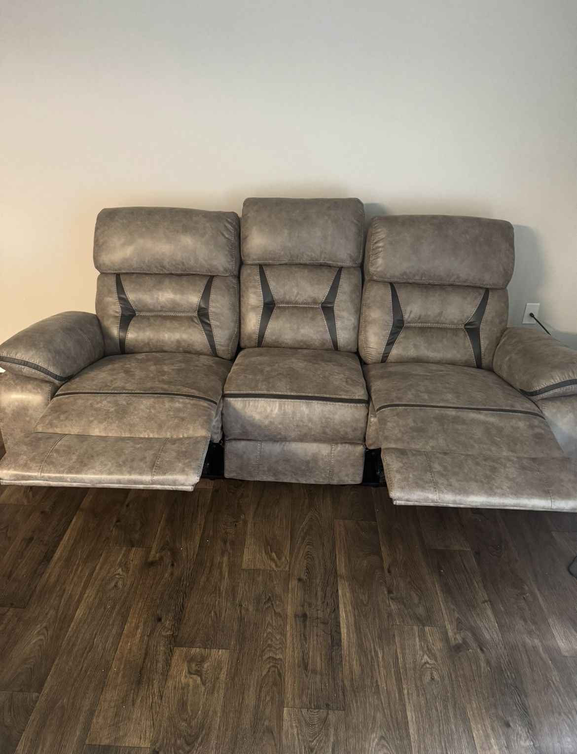 Sofa/Couch For Sale!