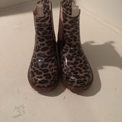 Girls Rain Boots 13/1  Super Cute Leopard Print 